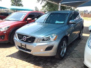 Volvo Xc60 Sillver, 120000km, 2.0ltr Petrol, 2013