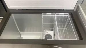 Hisense H390cf Metallic  Chest Freezer