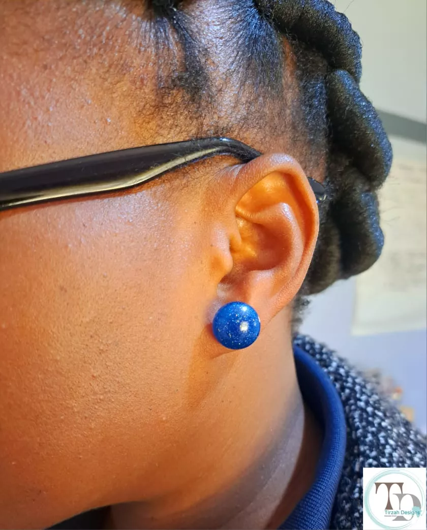 Circle Resin Studs - Image 2