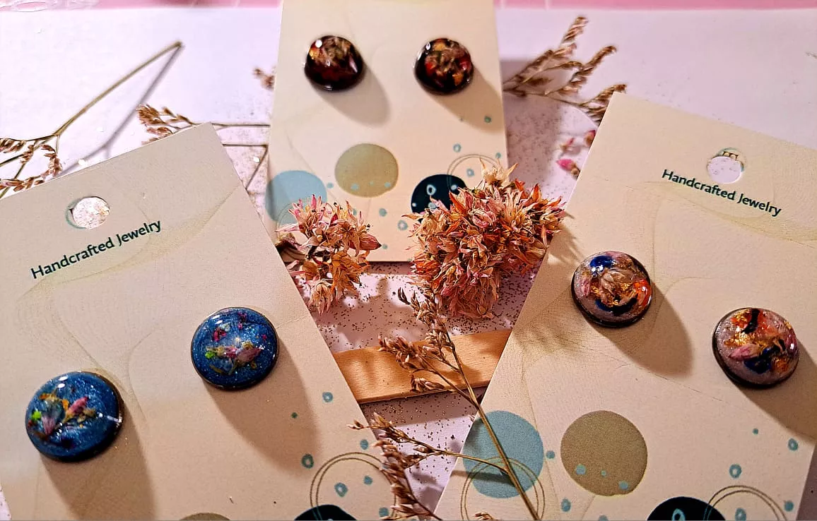 Resin Studs With Dried Flowers Inside|studs|circle Studs|gift For Her| Gift. - Image 3