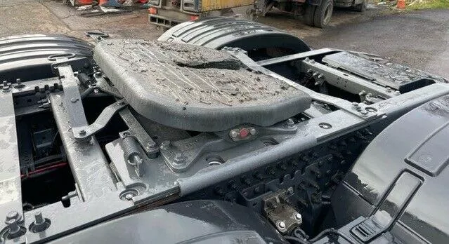 Choice Of 2018 - 2020 Volvo Fh4 Globetrotter Xl 6x2 Tractor Units - Image 4