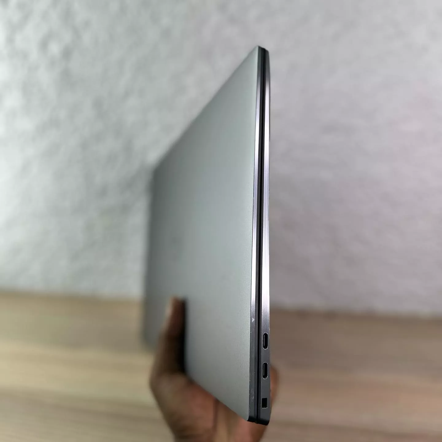 Dell Precision 5560 - Image 4