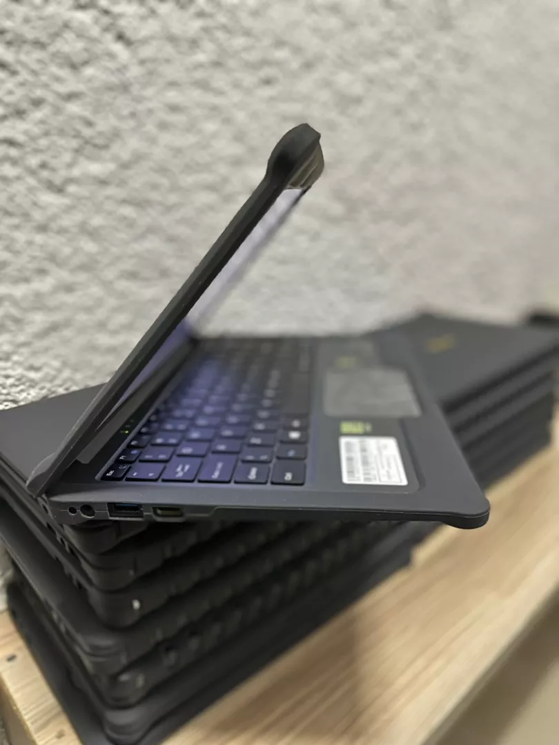 Vio Sta - Mini Laptop (brand New) - Image 2