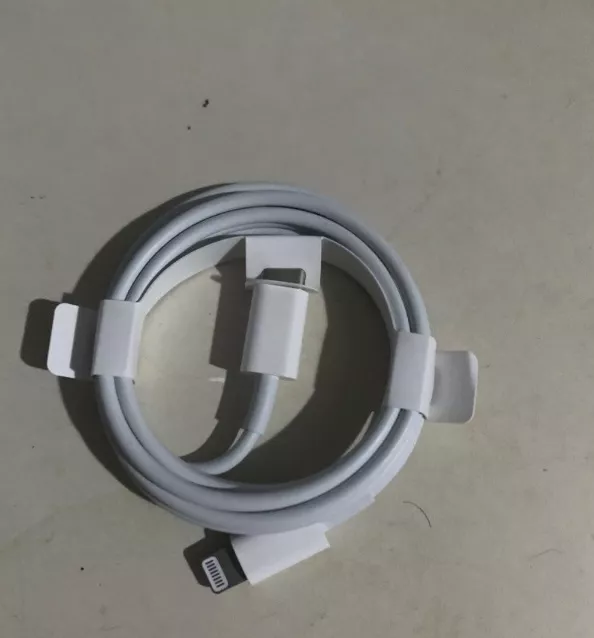 1m Cable Lightning To Usb-c - Image 2