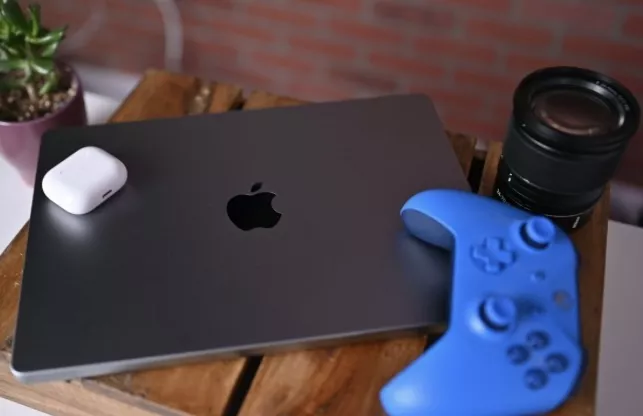 Macbook Pro 2022 - 256 Gb - Image 4