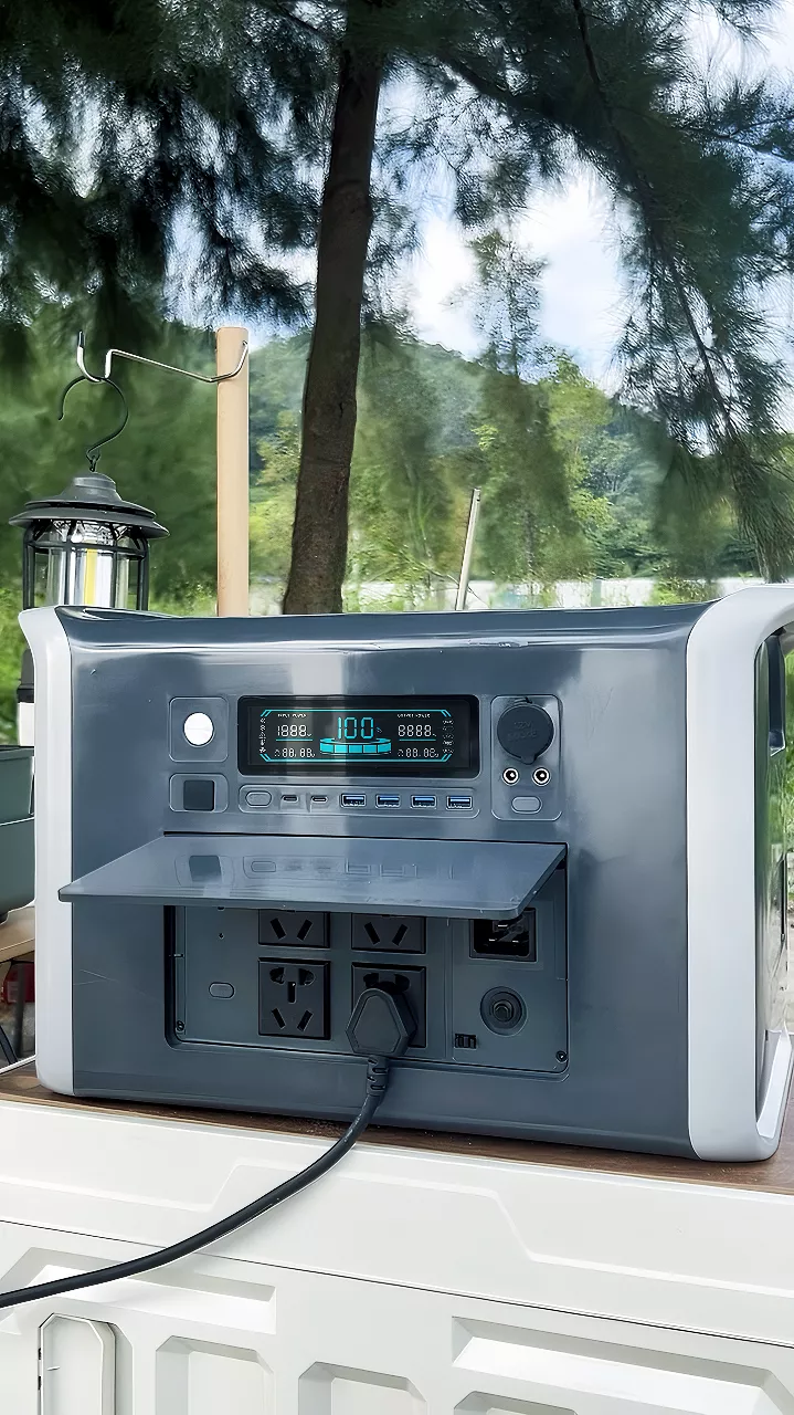 Ap2000w 640AH Solar Portable Generator, Join our Distribution Network