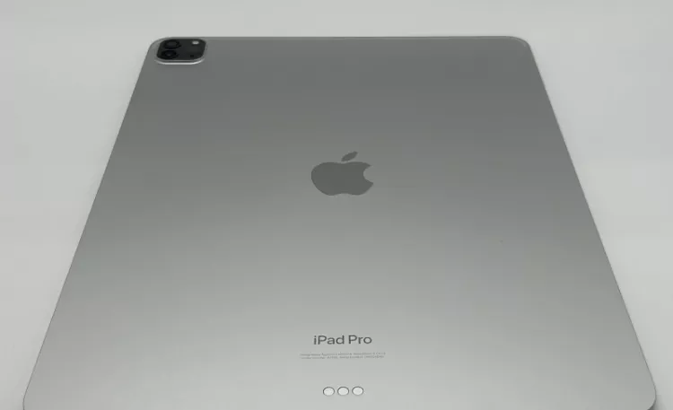Ipad Pro 6th Gen 2022 Wi-fi+cellular 512gb - Image 3
