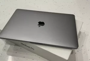 Macbook Pro 2020 - 256 Gb