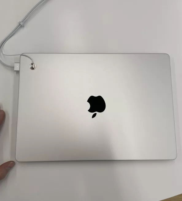 Macbook Pro 2021 - 1 Tb - 16gb Unified Memory - Image 5