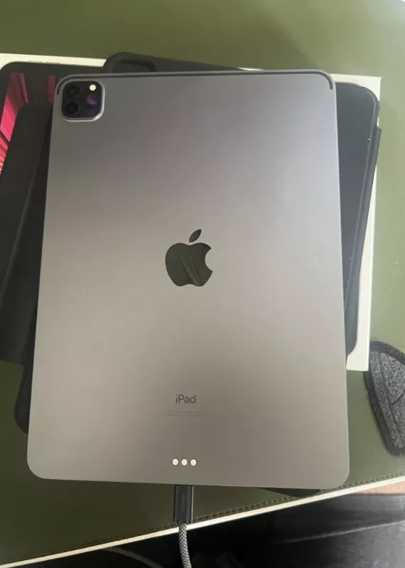 Ipad Pro 5th Gen Wi-fi+cellular 128gb - Image 4