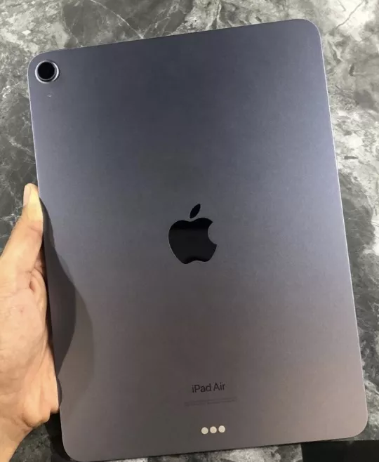 Ipad Air 5th Gen 2022 Wi-fi+cellular 64gb - Image 2