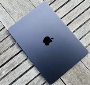 Macbook Air 2022 - 256gb