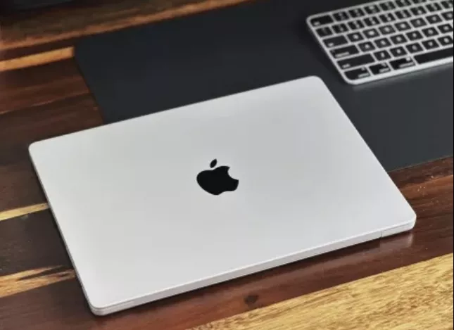 Macbook Pro 2023- 1 Tb M3 Max Chip - Image 6