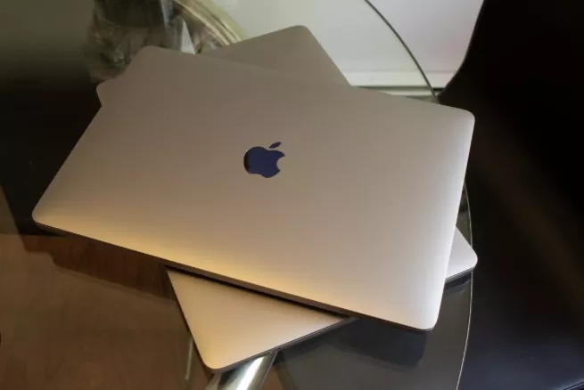 Macbook Pro 2020 - 256 Gb - Image 6