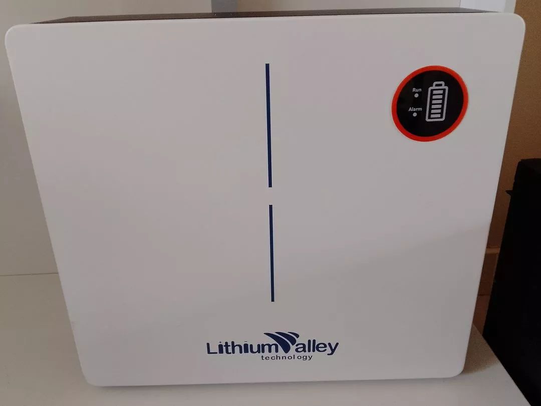 100ah 48v Wall Mounted Lithium Battery - Image 2