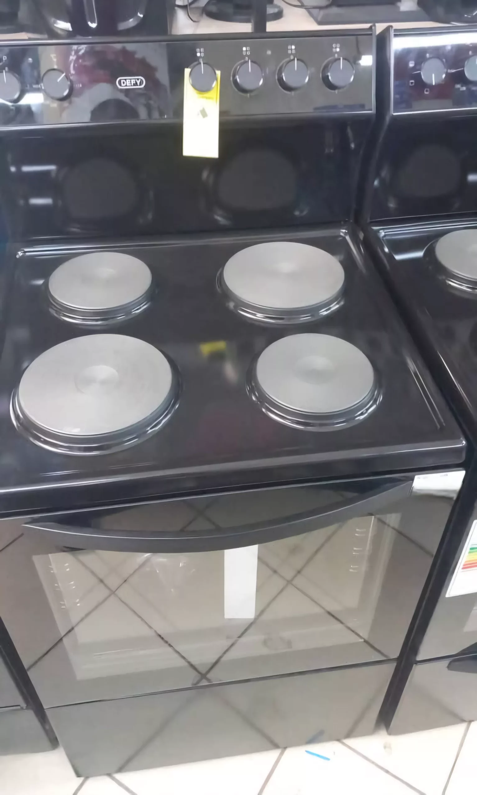 Dss694x Defy 60cm 4 Plate Electric Stove - Black - Image 2