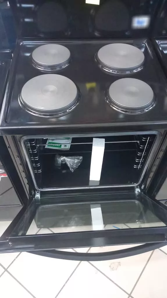 Dss694x Defy 60cm 4 Plate Electric Stove - Black - Image 3