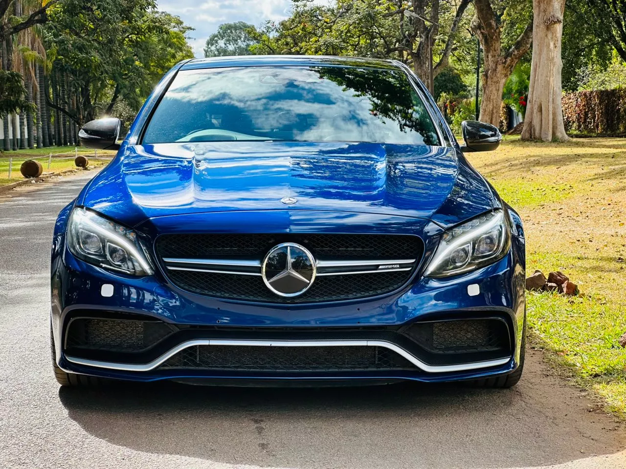 Mercedes Benz C63 Amg - Image 2