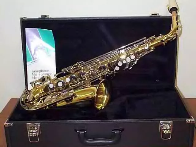Yamaha Yas-82z Custom Z Alto Saxophone, Black Lacquer