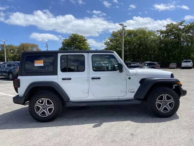 Selling My 2020 Jeep Wrangler Unlimited Sport S 4wd - Image 2