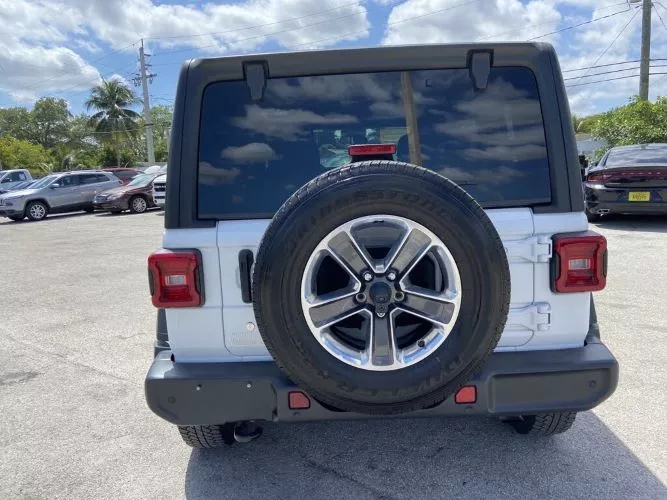 Selling My 2020 Jeep Wrangler Unlimited Sport S 4wd - Image 3