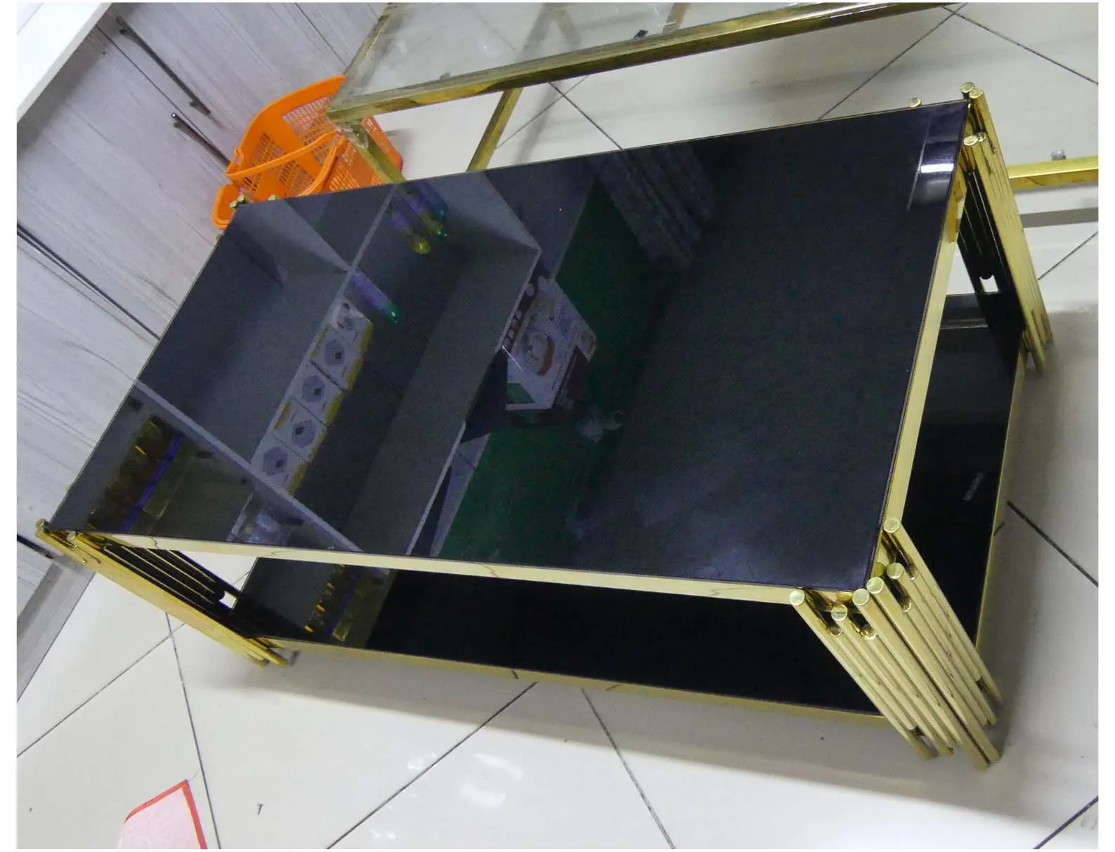 Gold Rectangle Stainless Steel Chrome Gold Tempered Glass - Image 2