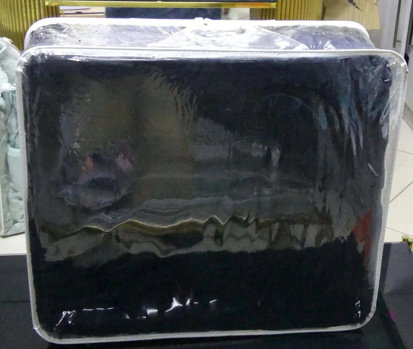 Soft Mink Pandora Cosy Blanket - Image 3